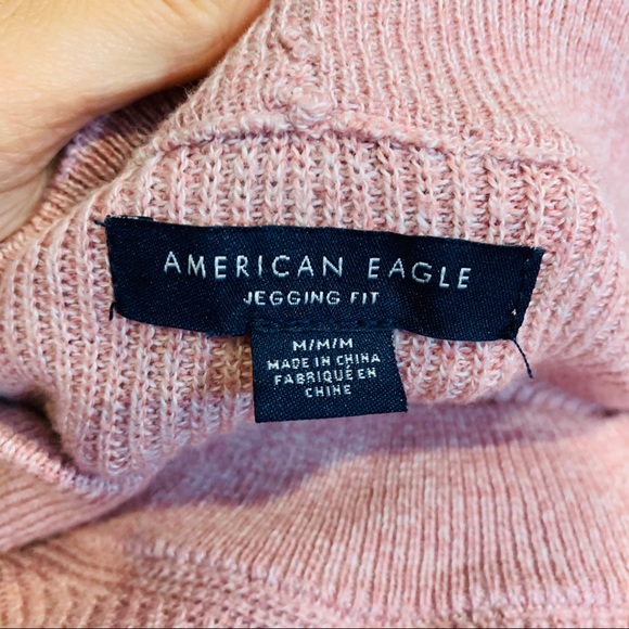 ⭐️ AMERICAN EAGLE Pink Striped Jegging Fit Sweater - Picture 4 of 5